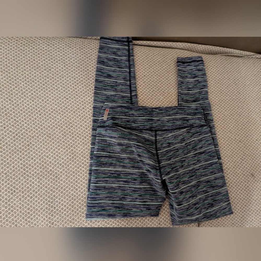Zella Multicolor Patterned Leggings - Picture 5 of 8